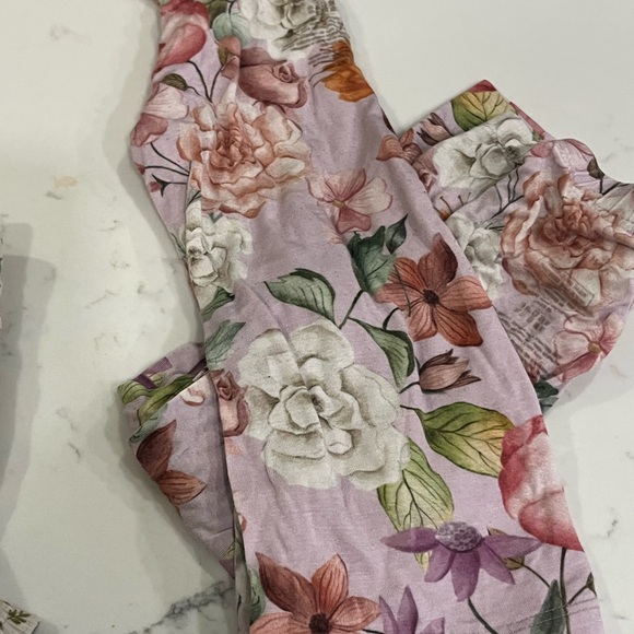 2T Posh Peanut Pajama Sets (5 sets) - Picture 3 of 6